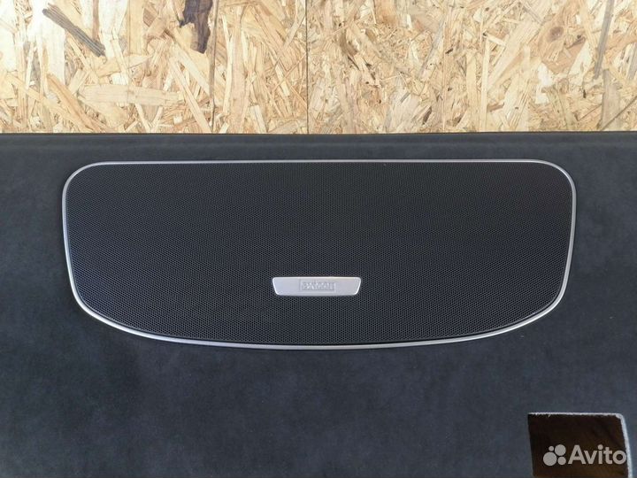 Kia Quoris Полка задняя под стекло