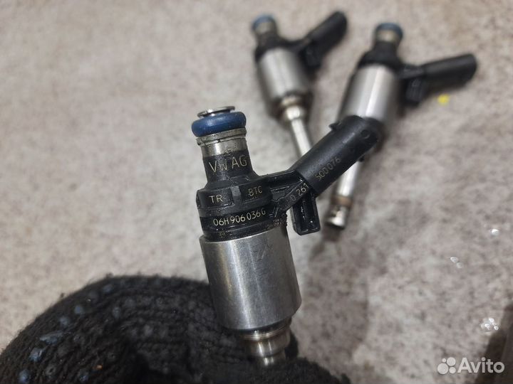 Комплект форсунок для 2.0 tfsi CCT VW Passat CC