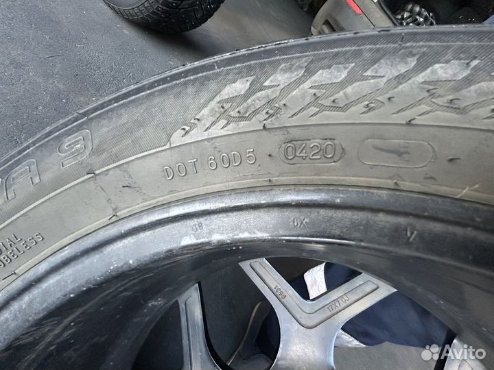 Nokian Tyres Hakkapeliitta 9 215/55 R17 98T