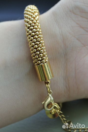 Браслет из бисера