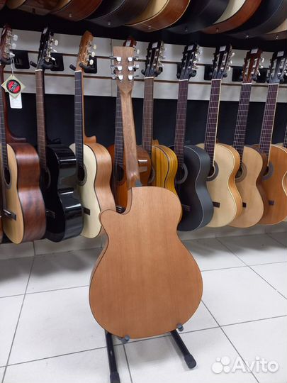Акустическая гитара Ель Индонезия Новая