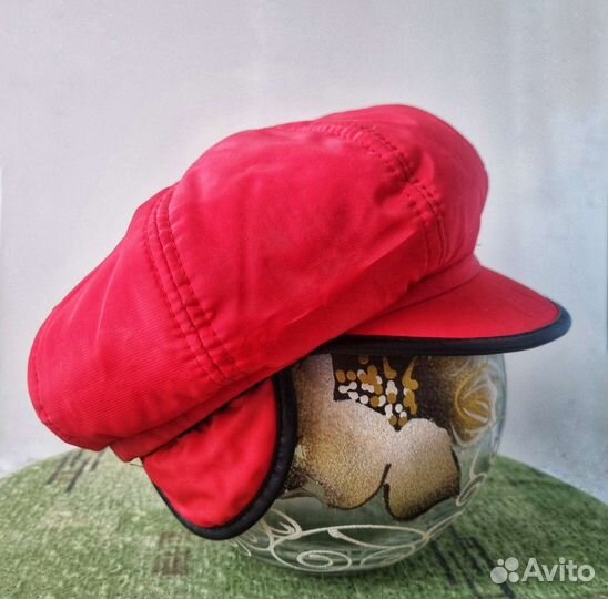 Кепка женская с ушками утеплённая красная 57/58 р