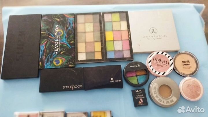 Набор косметики пакетом