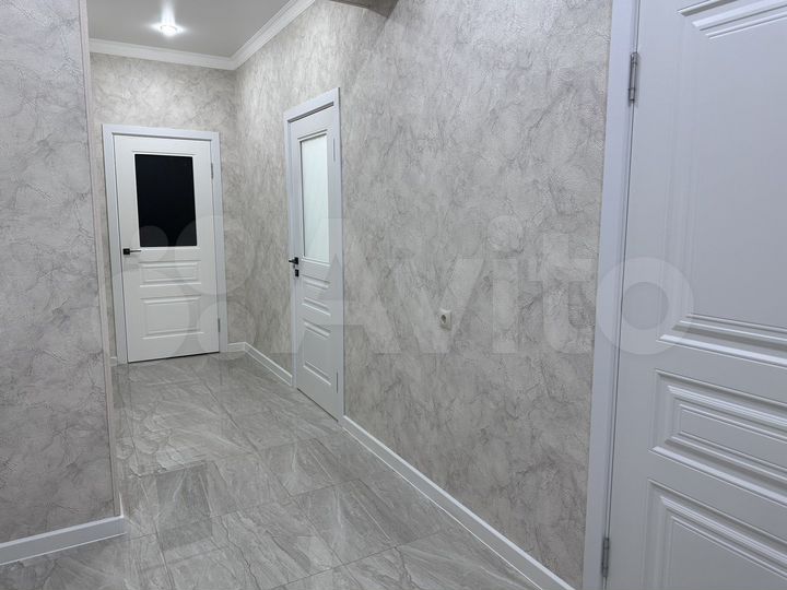 2-к. квартира, 90 м², 10/10 эт.