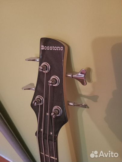 Бас гитара Bosstone