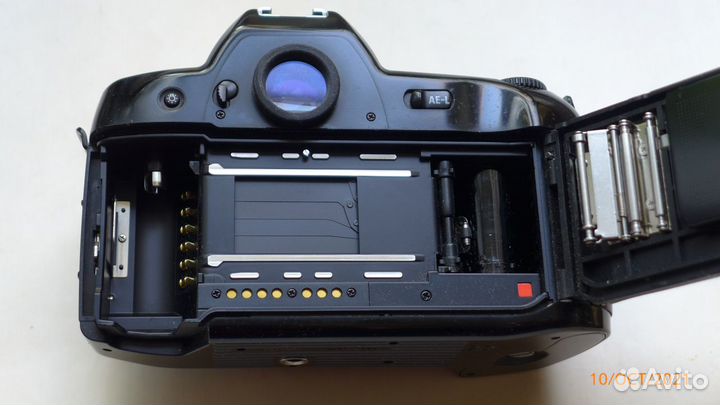 Nikon F90X и SB 26 вспышка новая