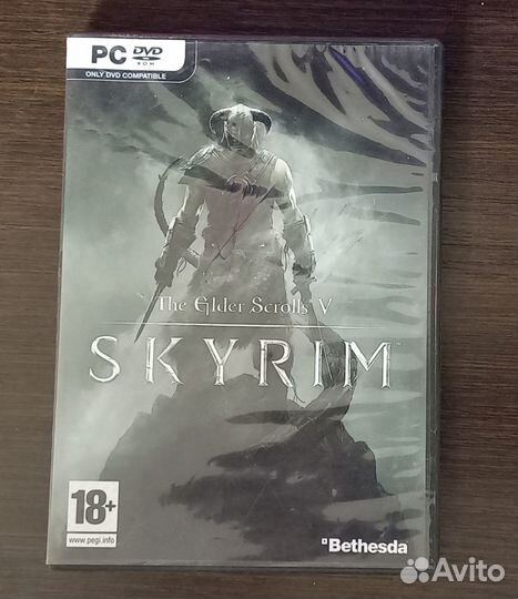 Диск PC игрой The Elder Scrolls V Skyrim