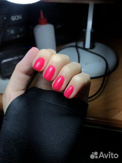 Маникюр, гель-лак
