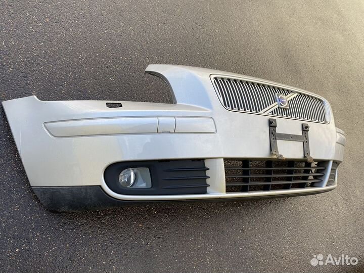 Бампер передний Volvo V50 MW