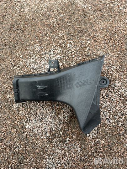 BMW M3/M4 G80/G82 Воздуховод тормозов 51748072097