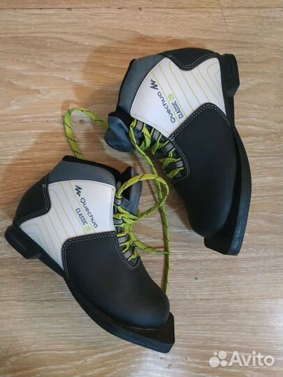 Лыжные ботинки