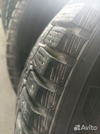 Maxxis ArcticTrekker NP3 215/60 R16