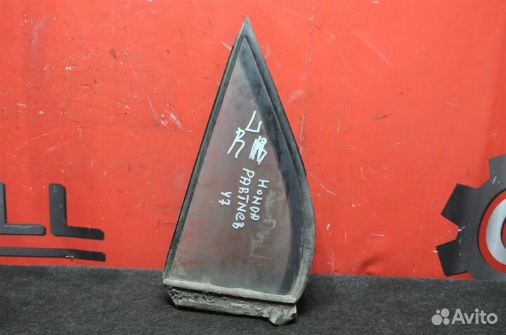 Форточка двери задняя левая honda partner EY7