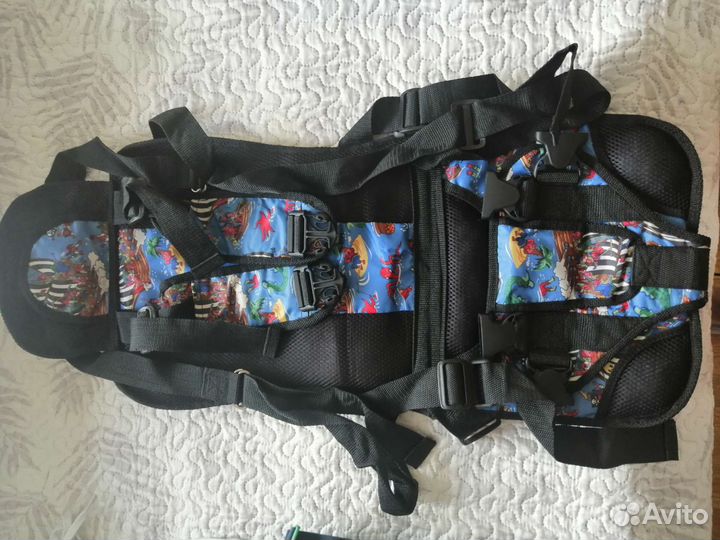 Бескаркасное автокресло