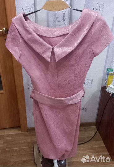 Платье женское 46 размер