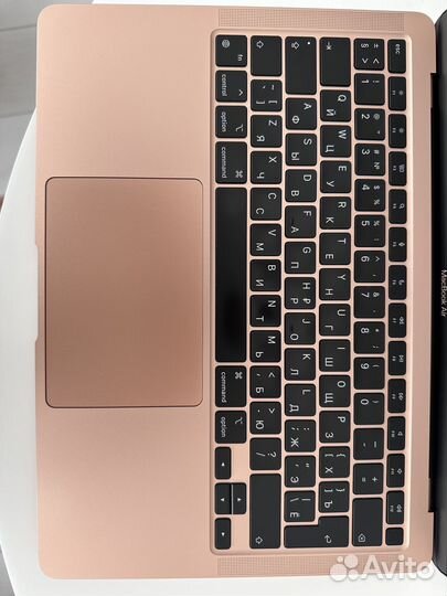 Apple MacBook Air 13 / M1 / 16GB RAM / 256GB