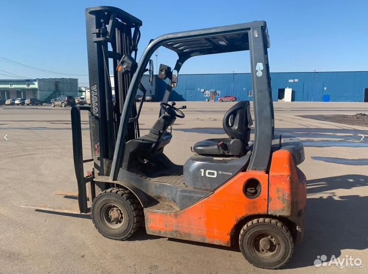 Японский дизельный автопогрузчик тойота 62 8FD-10