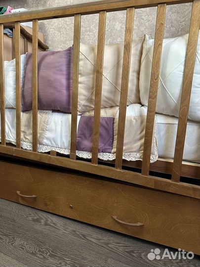 Детская кроватка деревянная с матрасом