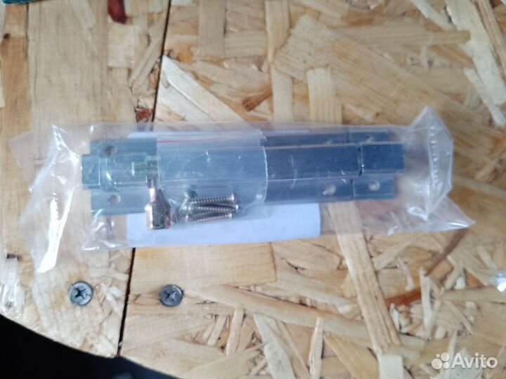 Личинки, замки, доводчики, ручки