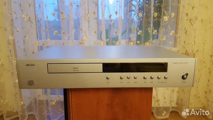 CD проигрыватель Arcam CD73