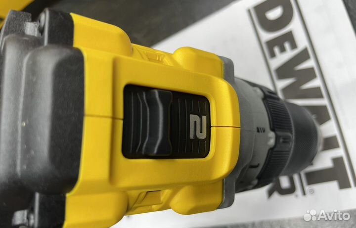 Аккумуляторная дрель-шуруповерт dewalt DCD800N