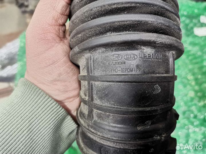Патрубок воздушного фильтра Kia K5