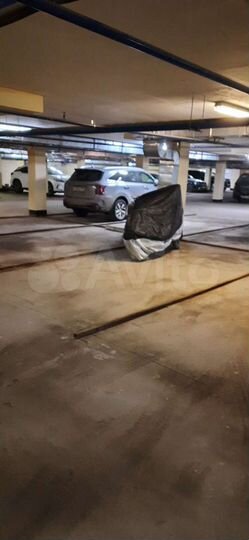 Машиноместо, 15 м²