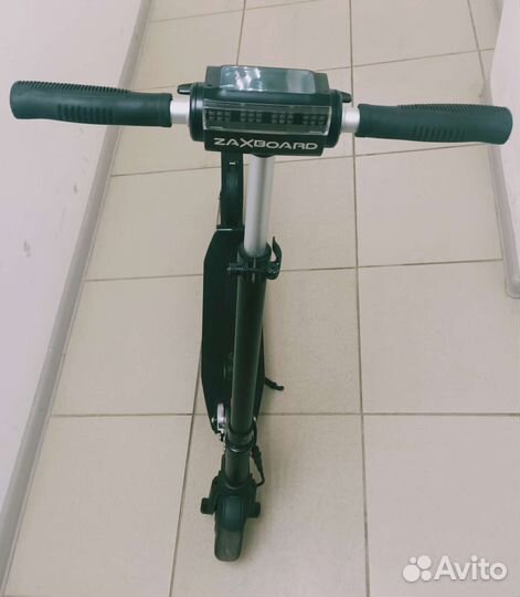 Электросамокат es-8i Zaxboard аналог Kugoo S3