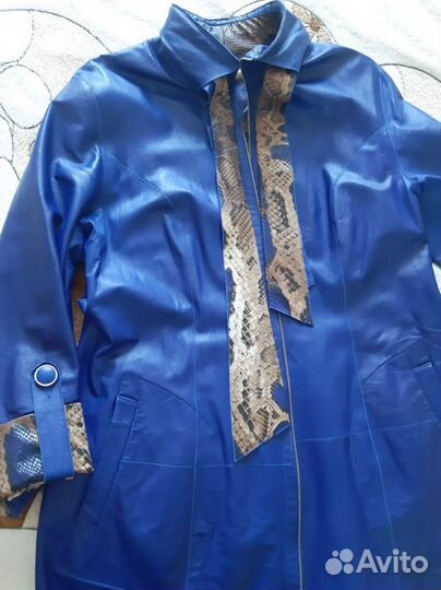 Кожаный плащ