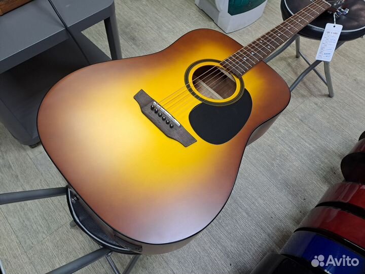 Гитара электроакустическая с подключением дредноут