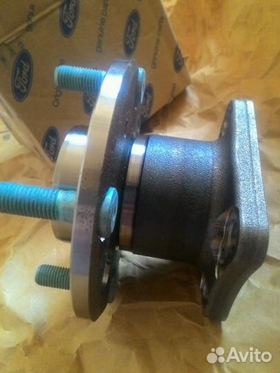 Ступица задняя Ford Fiesta 1699196 (оригинал)