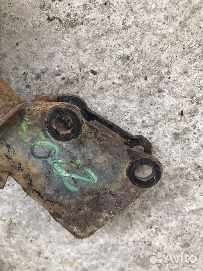 Стойка передняя левая Renault Kangoo 2 (2203)