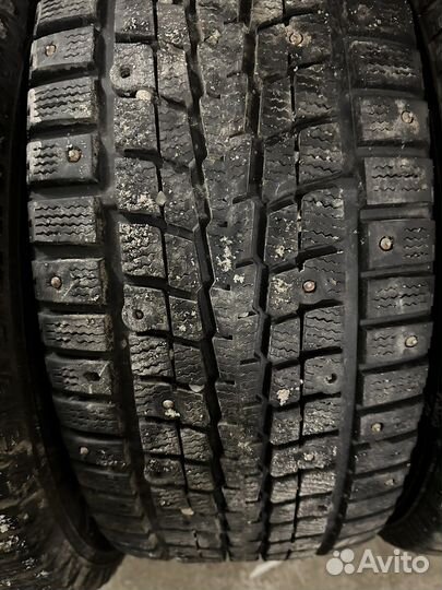Колеса зимние шипованные Dunlop 215/55 R16