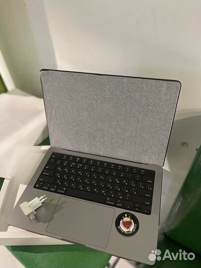 Новые Apple MacBook Pro m2,m1 ru