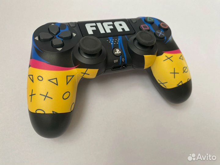 Джойстик Fifa черный для PS4