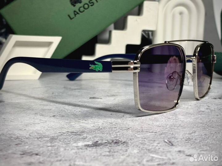 Очки Lacoste классические