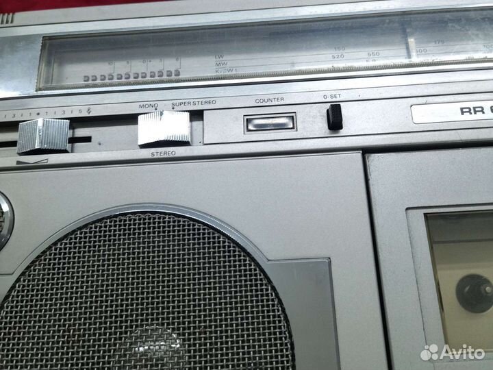 Кассетный магнитофон grundig