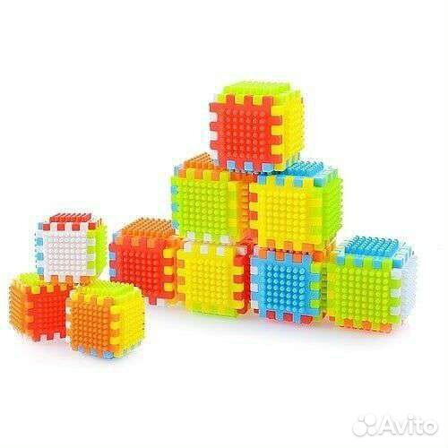 Развивающие кубики-конструктор с шипами