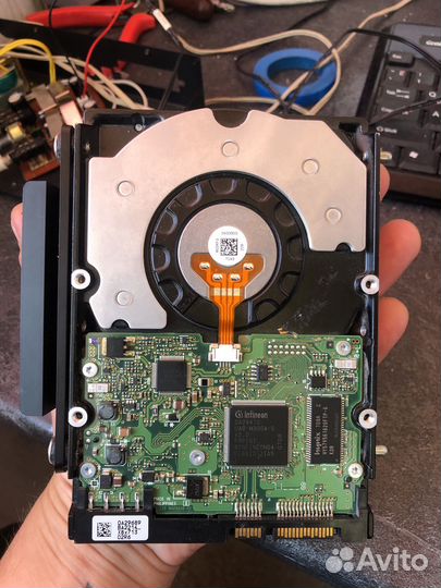 Жесткий диск hitachi
