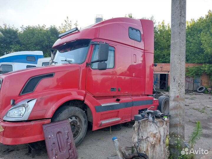 Volvo VNL 670, 2003