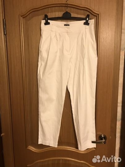 Штаны-джинсы белые