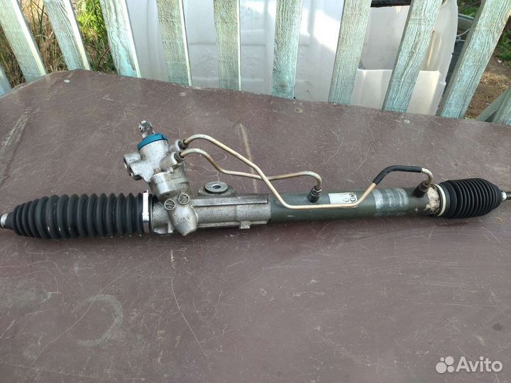 Рулевая рейка Nissan X trail 1 поколения