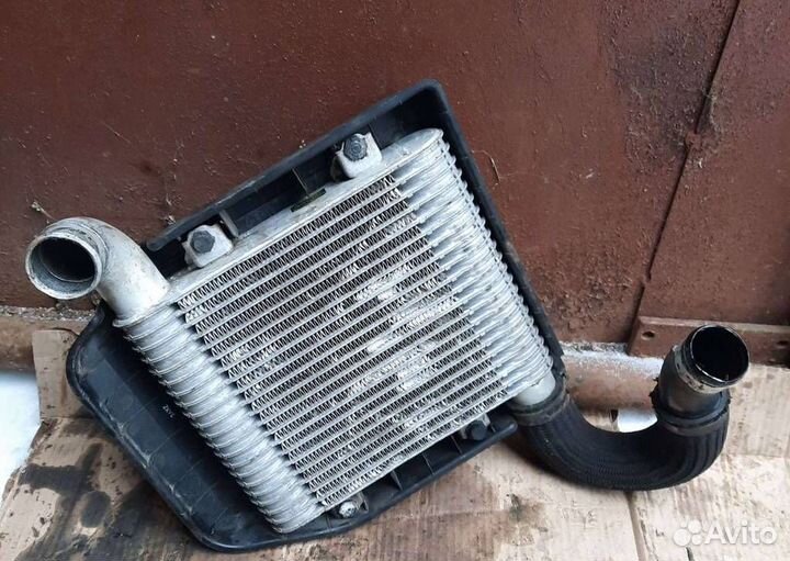 Интеркулер Hyundai Tucson 2006 2827127350