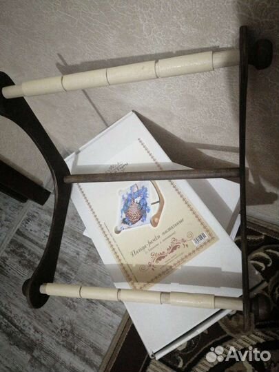 Станок для вышивки, пяльцы