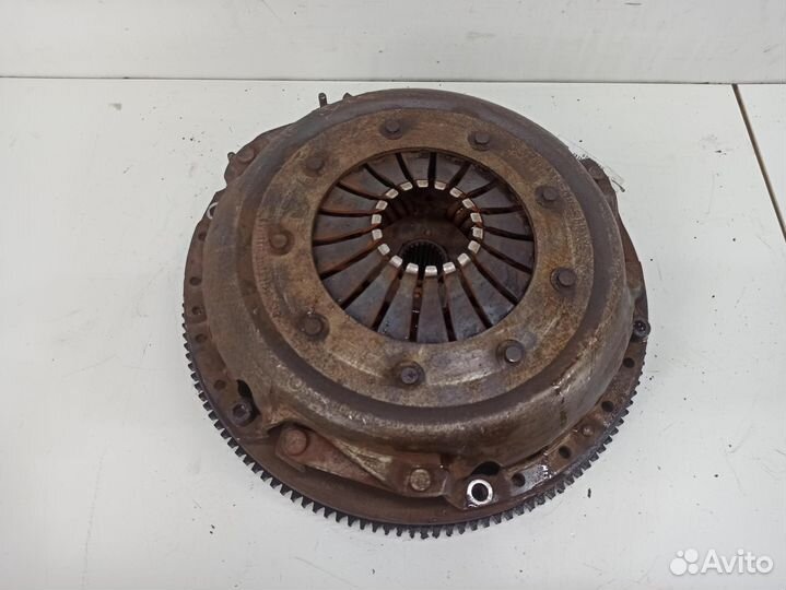 Маховик Audi 80 B4