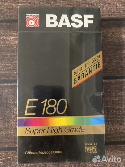 VHS кассеты новые запечатанные