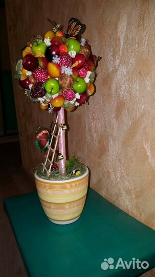 Топиарий. Фруктовое дерево
