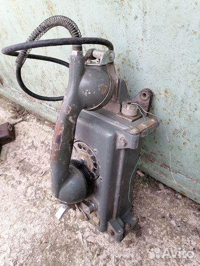 Настенный корабельный телефон