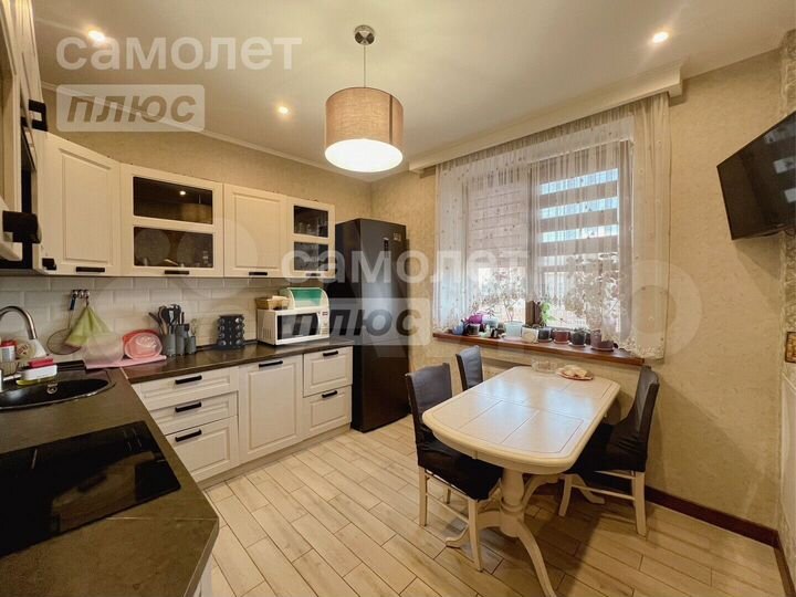 2-к. квартира, 59 м², 21/25 эт.