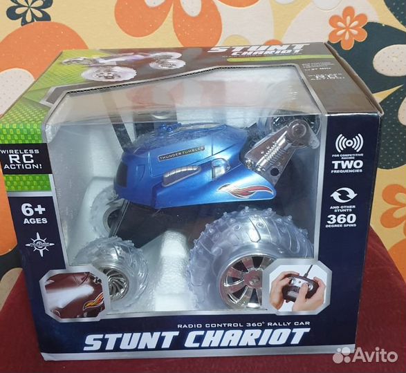 Радиоуправляемая машина трюкач Stunt Chariot новая